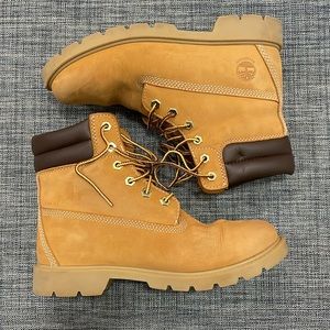 NWOT Timberland Tan Boots 7.5